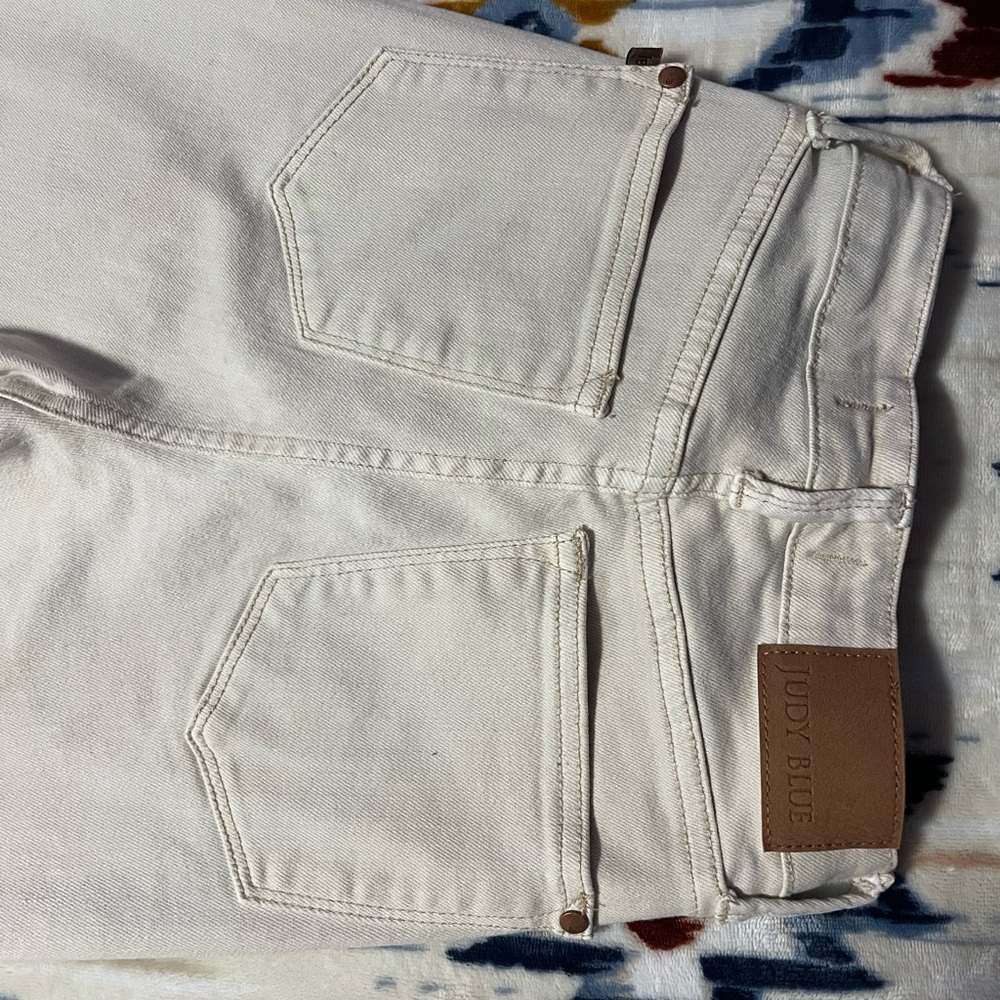Judy Blue Off-White Denim Jeans